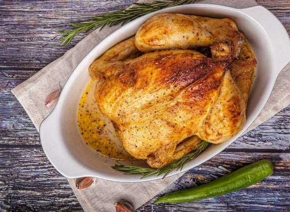 10 دلیل رایج خراب کردن خوراک مرغ - 6. شما گوشت مرغ را با دمای اشتباه می‌پزید